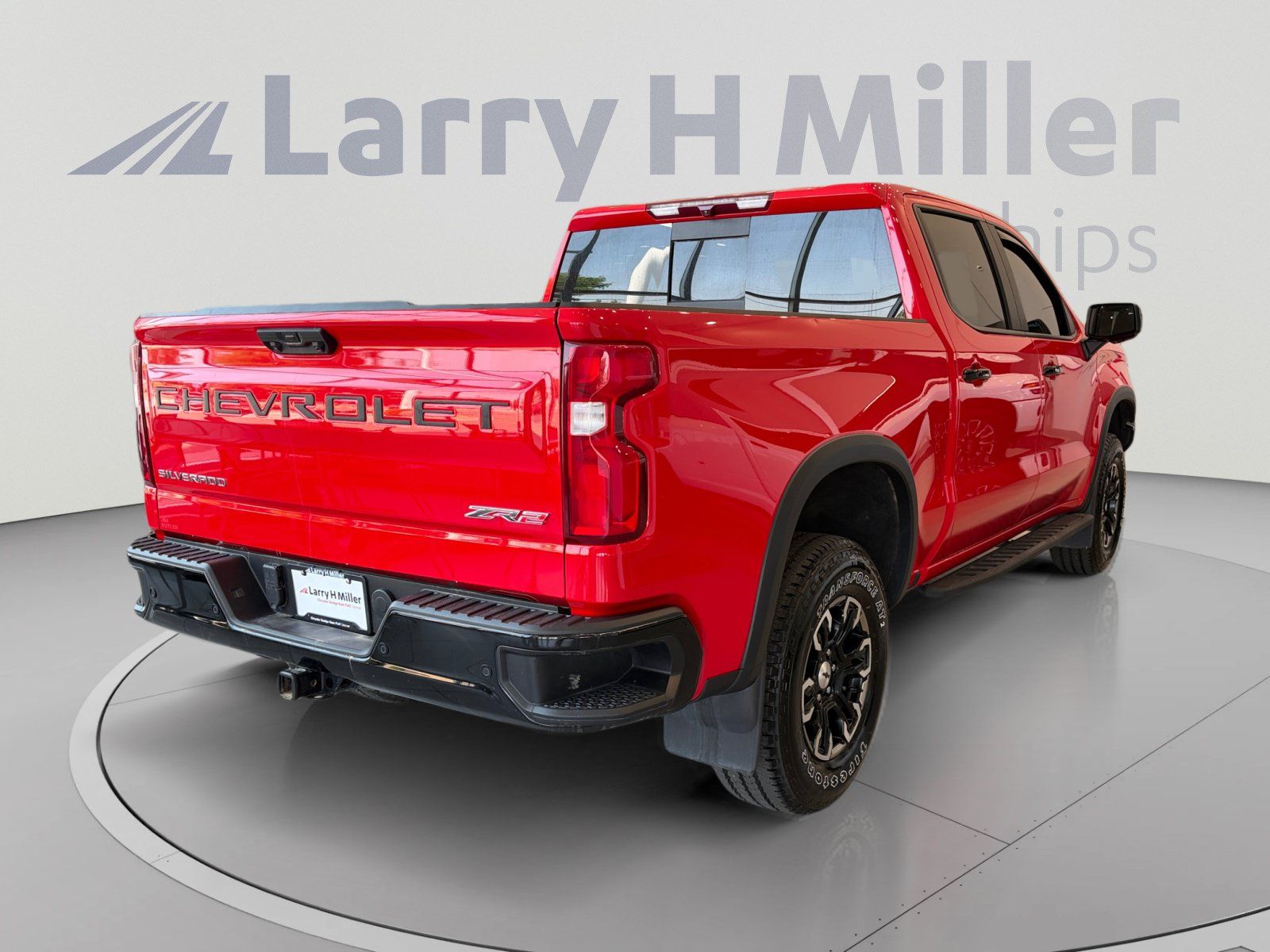 Used 2025 Chevrolet Silverado 1500 ZR2 AWD/4WD image 5
