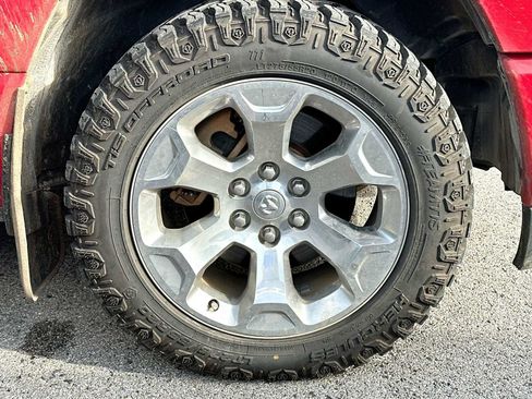 Used 2021 RAM 1500 Big Horn AWD/4WD image 11