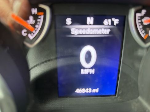 Used 2021 Jeep Wrangler Sport AWD/4WD image 16