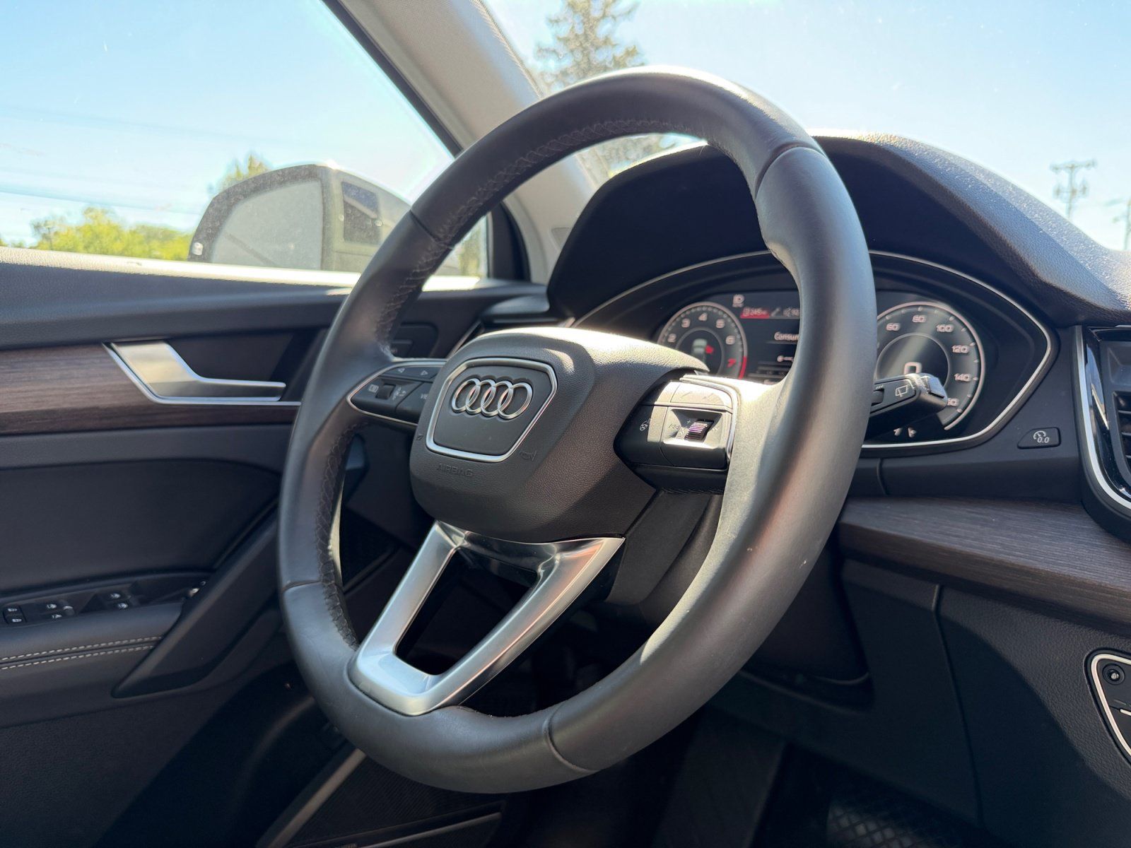 Used 2025 Audi Q5 2.0T Premium Plus w/ Premium Plus Package AWD/4WD image 20