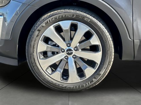 Used 2022 Kia Telluride EX w/ EX Premium Package image 27