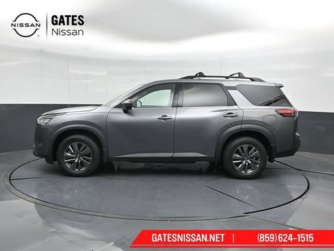 Certified 2023 Nissan Pathfinder SV w/ Black Appearance Package AWD/4WD image 7