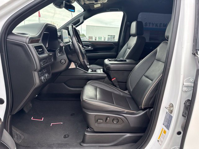 Used 2023 Chevrolet Suburban Premier AWD/4WD image 21