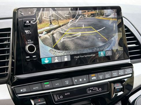 New 2026 Honda Odyssey Touring image 29