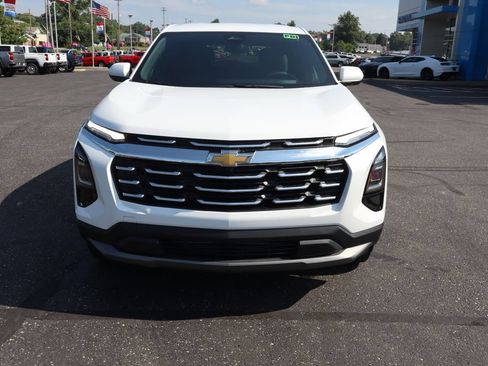 New 2027 Chevrolet Equinox LT FWD image 25