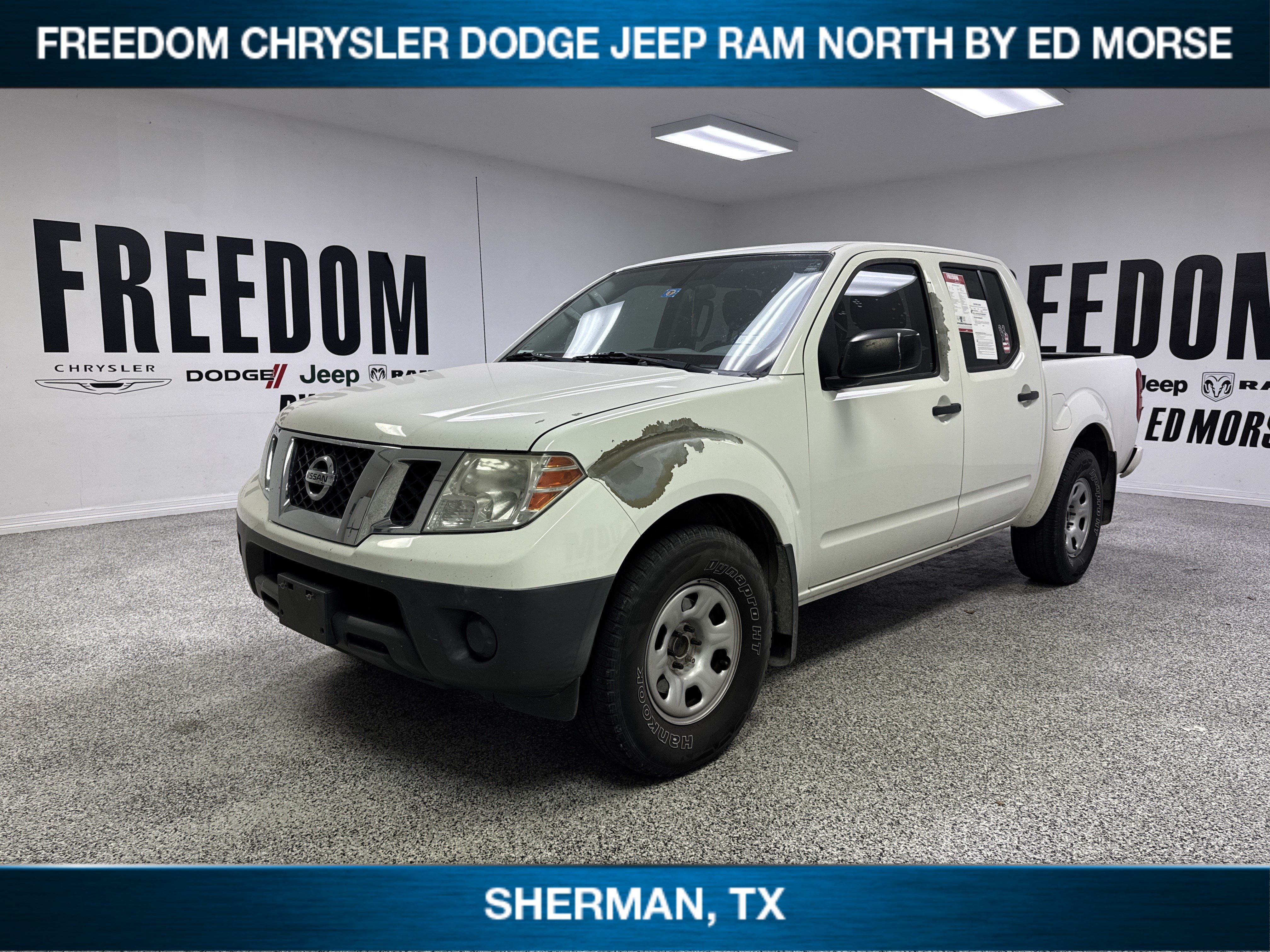 Used 2018 Nissan Frontier S RWD image 1