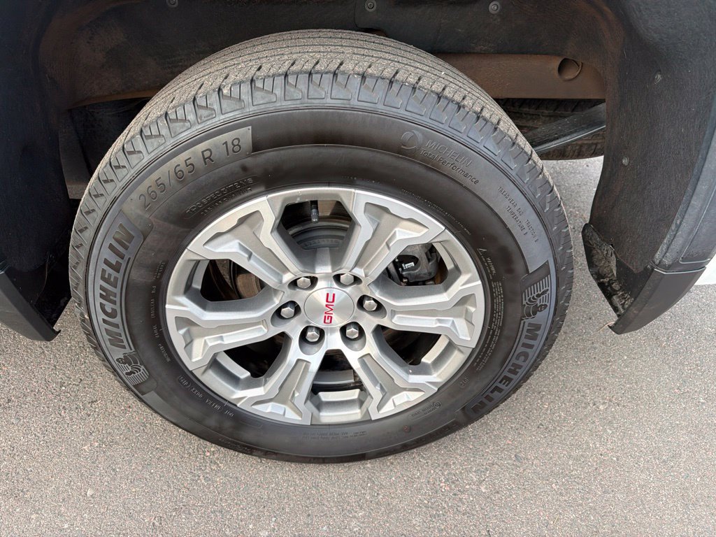 Used 2025 GMC Sierra 1500 SLT AWD/4WD image 34