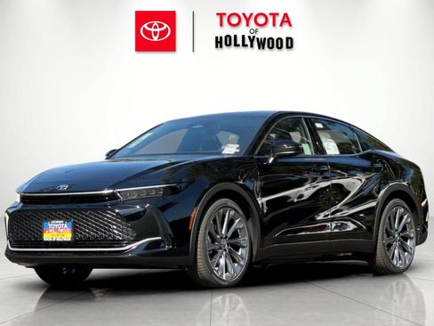 New 2026 Toyota Crown AWD/4WD image 7