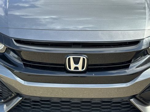 Used 2019 Honda Civic EX image 9