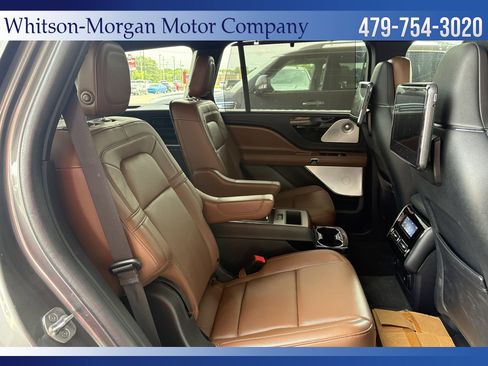 Used 2022 Lincoln Aviator Reserve w/ Equipment Group 201A AWD/4WD image 42