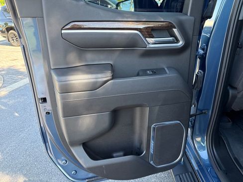 Certified 2024 GMC Sierra 1500 Elevation w/ LPO, Elevation Black Package AWD/4WD image 33