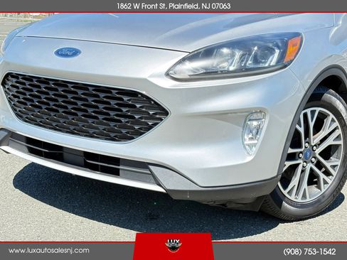 Used 2020 Ford Escape SEL FWD image 28