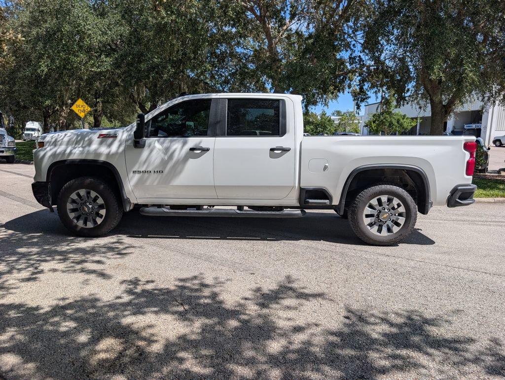 Used 2026 Chevrolet Silverado 2500 Custom w/ Custom Value Package AWD/4WD image 5