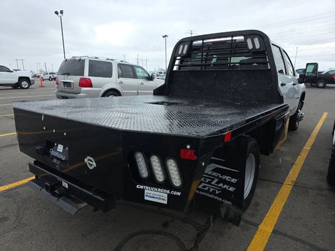 Used 2023 Chevrolet Silverado 3500 W/T w/ WT Convenience Package image 2