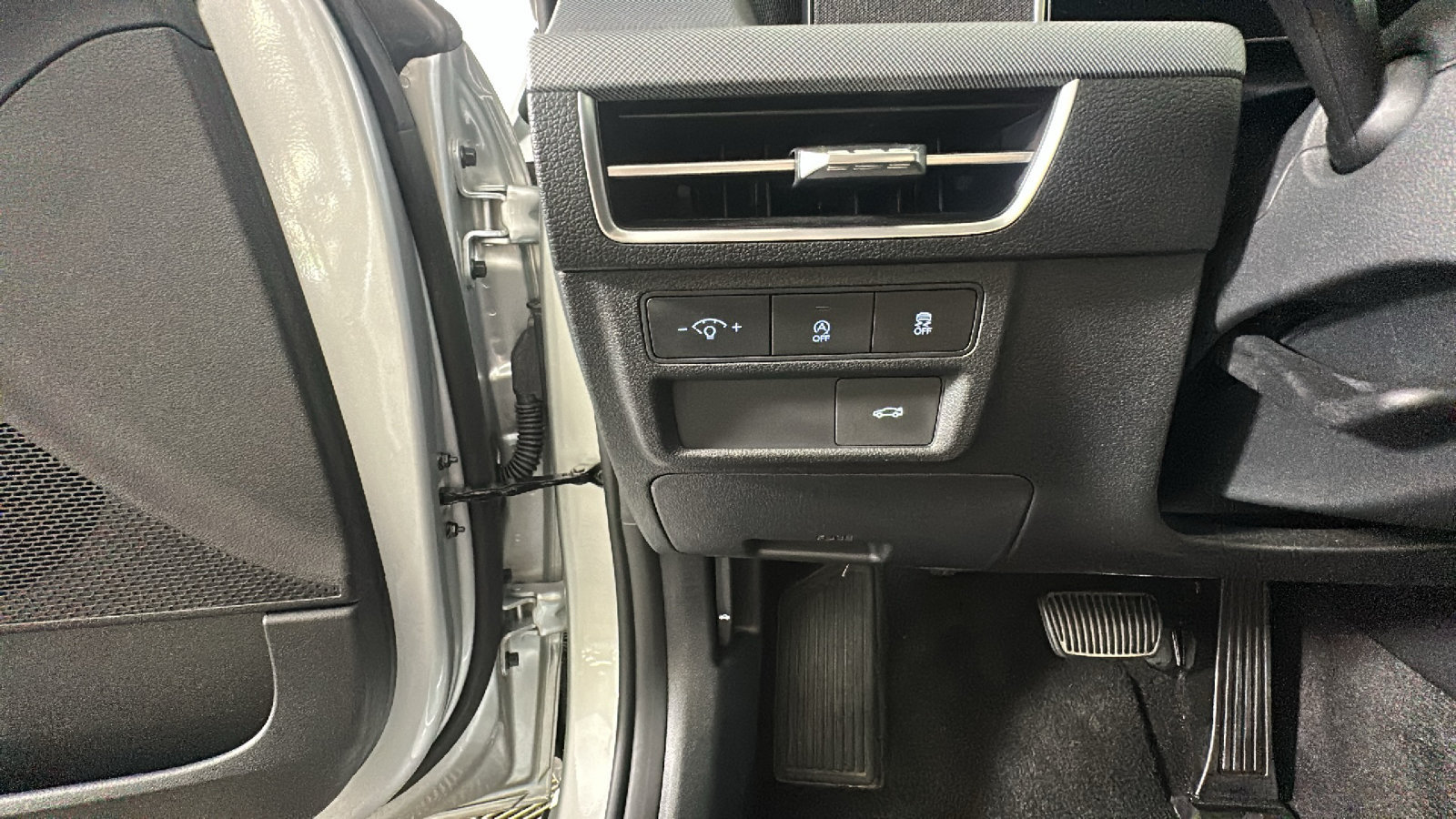 Certified 2026 Hyundai Sonata SE FWD image 24