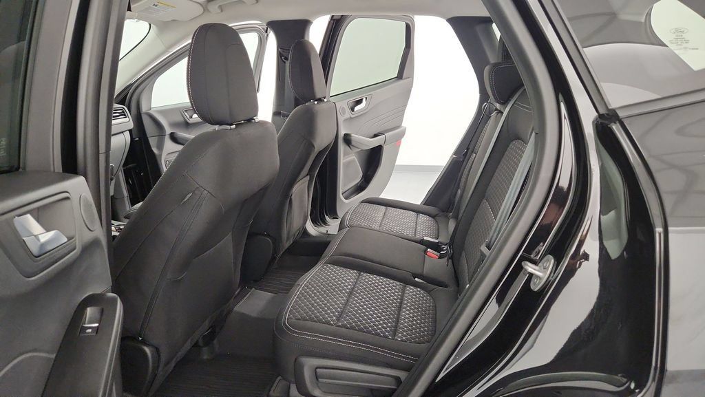 Used 2023 Ford Escape Active w/ Tech Pack #2 AWD/4WD image 31