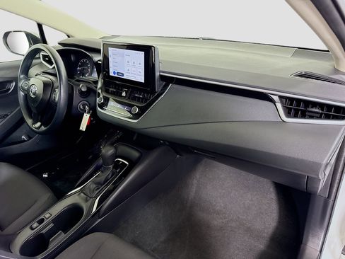 Used 2024 Toyota Corolla LE image 29