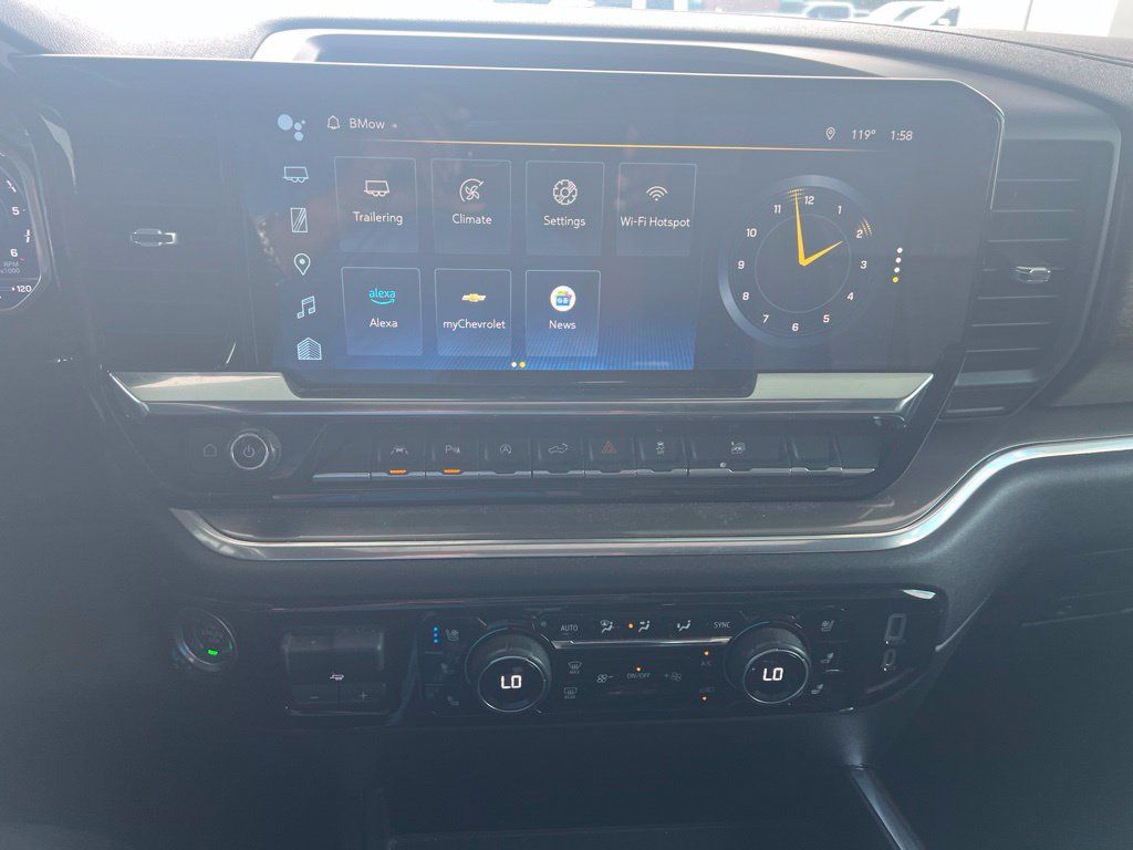 Used 2022 Chevrolet Silverado 1500 High Country w/ LPO, Dark Essentials Package AWD/4WD image 16