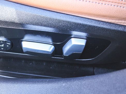 Used 2023 BMW 330e xDrive w/ M Sport Package image 21