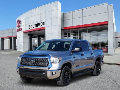 Used 2021 Toyota Tundra SR5 image 2