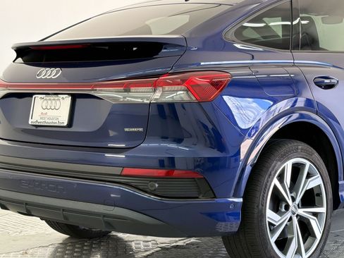 Used 2023 Audi Q4 e-tron Prestige w/ Black Optic Package AWD/4WD image 27