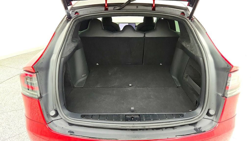 Used 2023 Tesla Model X AWD/4WD image 25