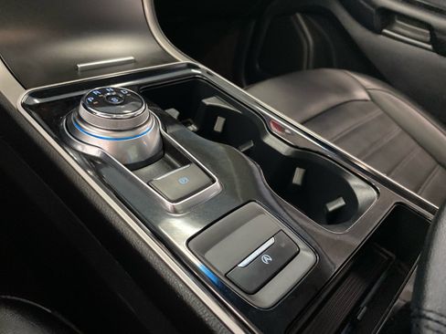 Used 2020 Ford Edge SEL w/ Convenience Package image 24