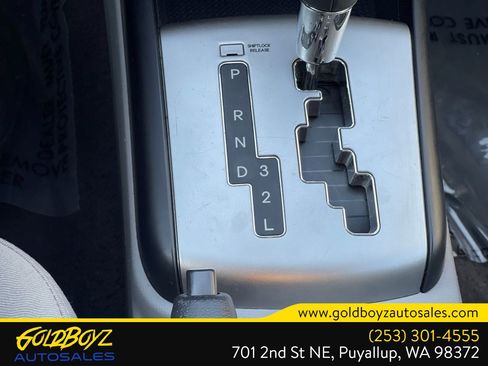 Used 2010 Hyundai Elantra SE FWD image 18