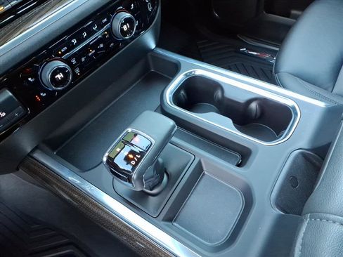 Used 2025 Chevrolet Silverado 1500 LT Trail Boss w/ Convenience Package II image 25