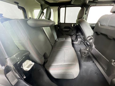 Used 2024 Jeep Wrangler Unlimited Rubicon w/ Convenience Group image 25