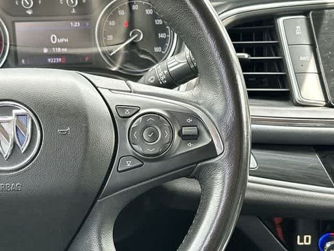 Used 2020 Buick Enclave Essence AWD/4WD image 9