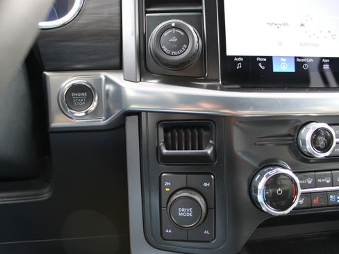 Used 2026 Ford F150 Lariat w/ Equipment Group 501A Mid AWD/4WD image 21