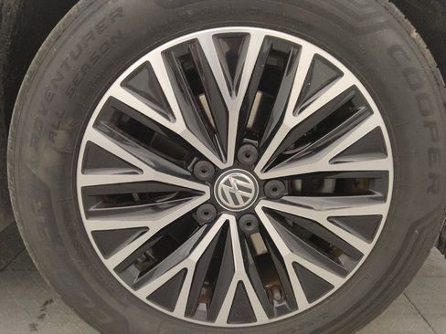 Used 2020 Volkswagen Jetta SE w/ SE Cold Weather Package FWD image 31