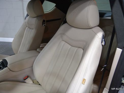 Used 2011 Maserati GranTurismo S image 23