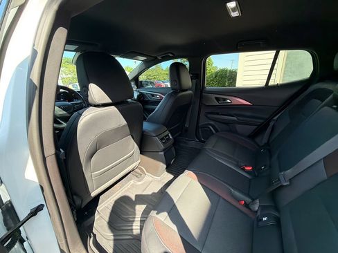 Used 2024 Chevrolet Equinox EV RS FWD image 52