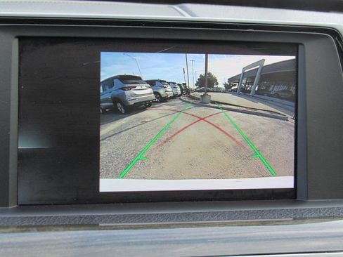 Used 2018 BMW 330e w/ Convenience Package image 15