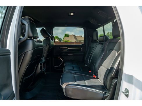 Used 2023 RAM 1500 Laramie AWD/4WD image 14