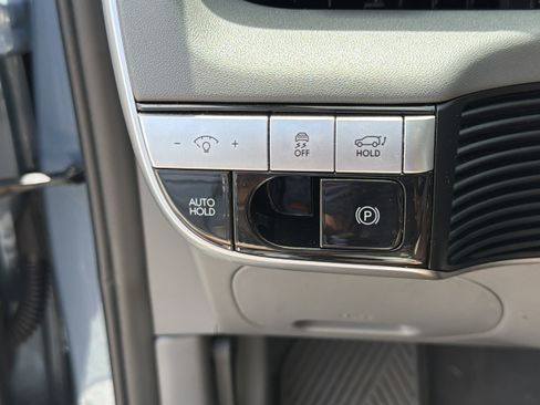 Used 2024 Hyundai Ioniq 5 Limited AWD/4WD image 9