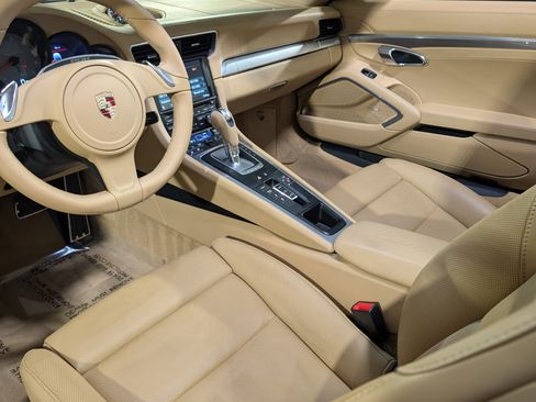 Used 2013 Porsche 911 Carrera S image 3