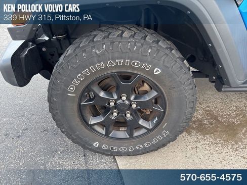 Used 2023 Jeep Wrangler Willys image 10