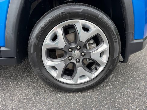 Used 2019 Jeep Compass Limited AWD/4WD image 22
