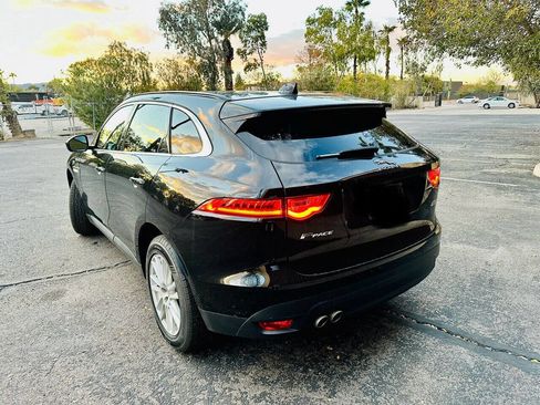 Used 2017 Jaguar F-PACE Prestige AWD/4WD image 3