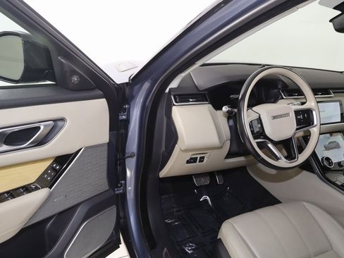 Used 2021 Land Rover Range Rover Velar R-Dynamic S image 52
