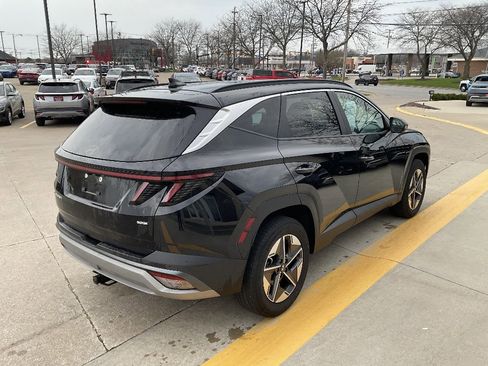 Certified 2025 Hyundai Tucson SEL image 3