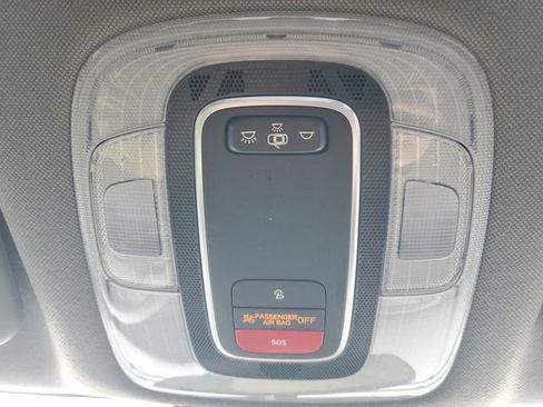 Used 2023 Hyundai Elantra SEL w/ Convenience Package image 25