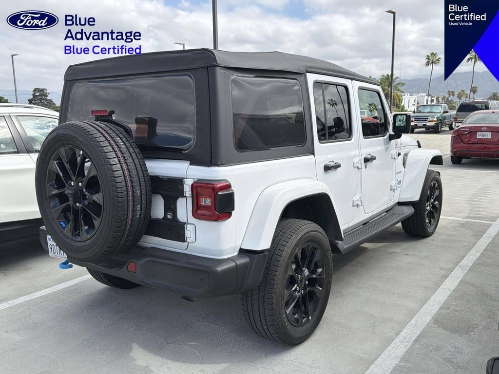 Used 2023 Jeep Wrangler Unlimited Sahara w/ Safety Group AWD/4WD image 13
