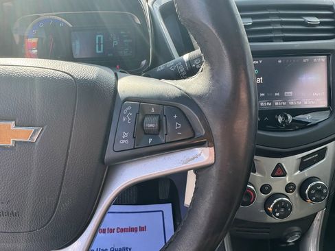 Used 2015 Chevrolet Trax LT w/ LT Sun and Sound Package AWD/4WD image 15