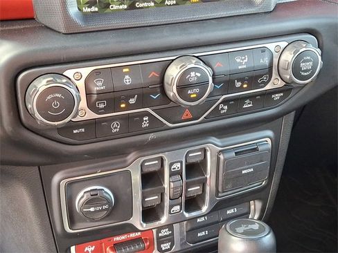 Used 2021 Jeep Wrangler Unlimited Rubicon image 15