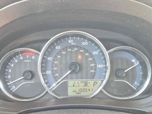 Used 2014 Toyota Corolla LE FWD image 9