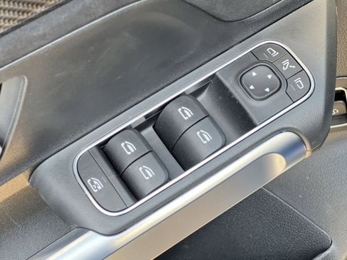 New 2026 Mercedes-Benz GLB 250 4MATIC image 13